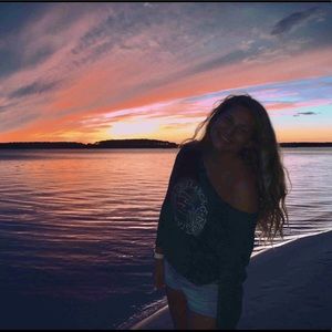 Meet your Posher, Lucy